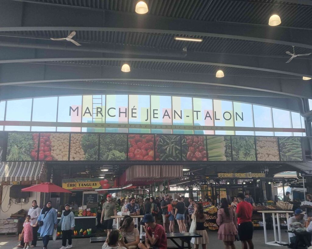 Entrance sign at Jean Talon Market