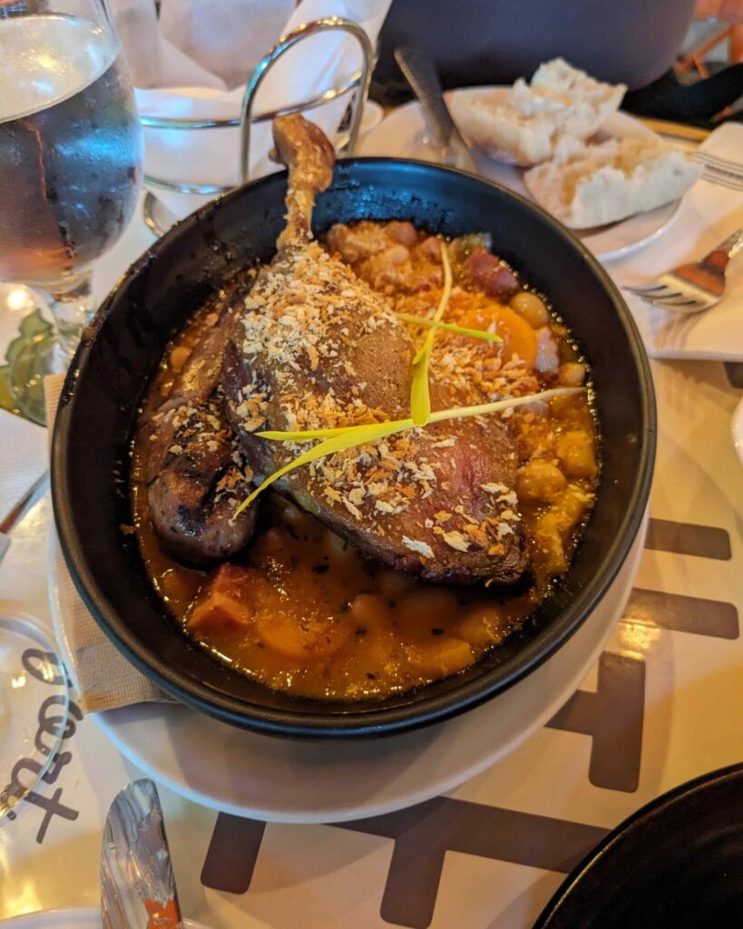 Le Lapin Sauté Duck Cassoulet