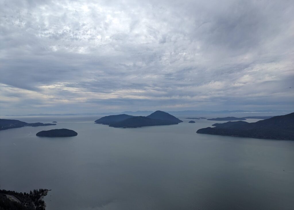 Tunnel Bluffs viewpoint